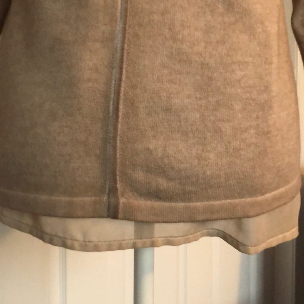 Ladies top - Picture 3 of 6